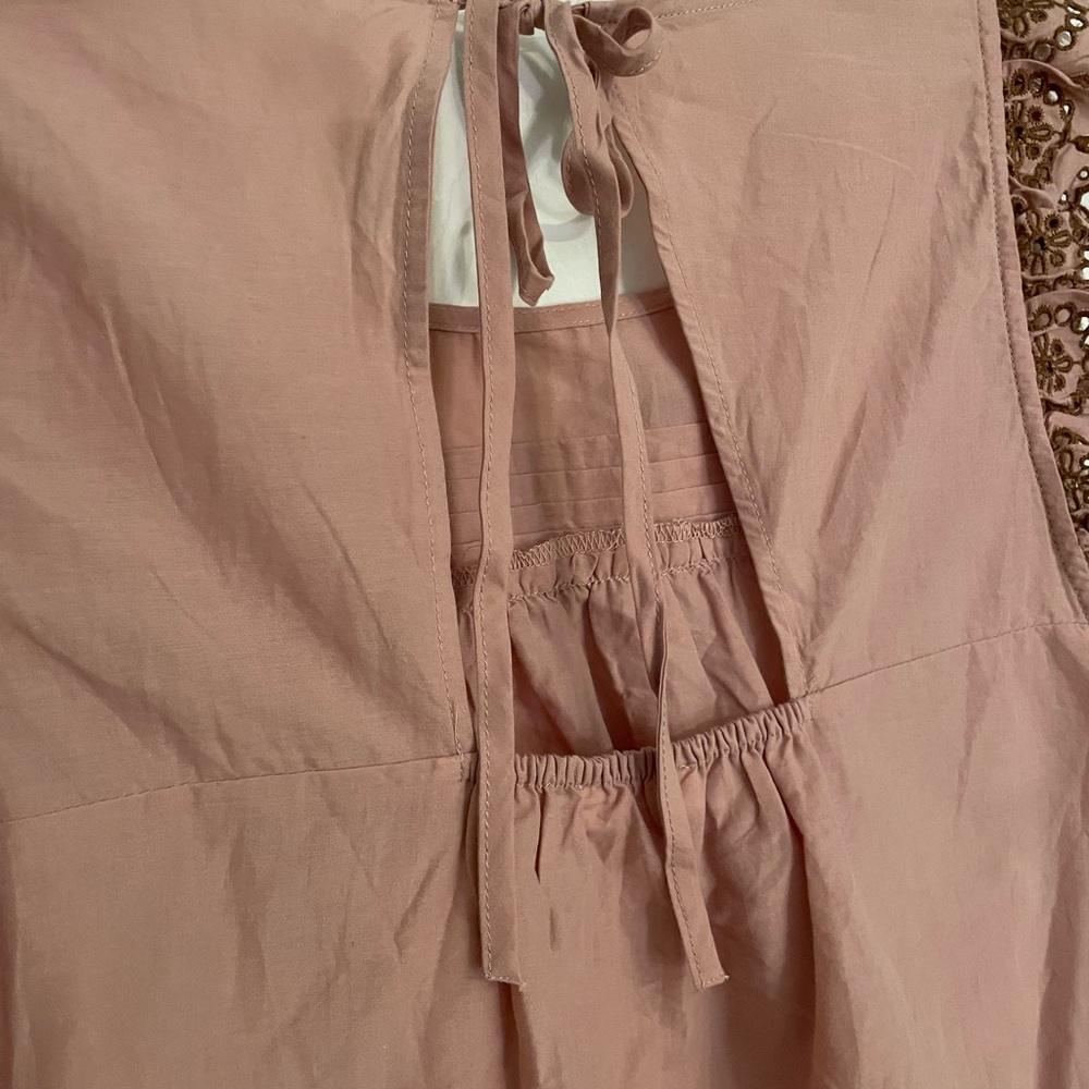 Blush Pink Embroidered Sleeveless Top Size M - Picture 5 of 6